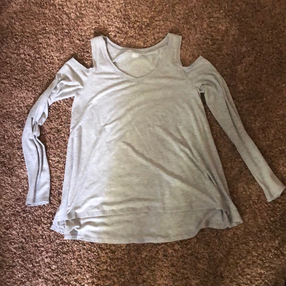 Grey off-shoulder long sleeve- M